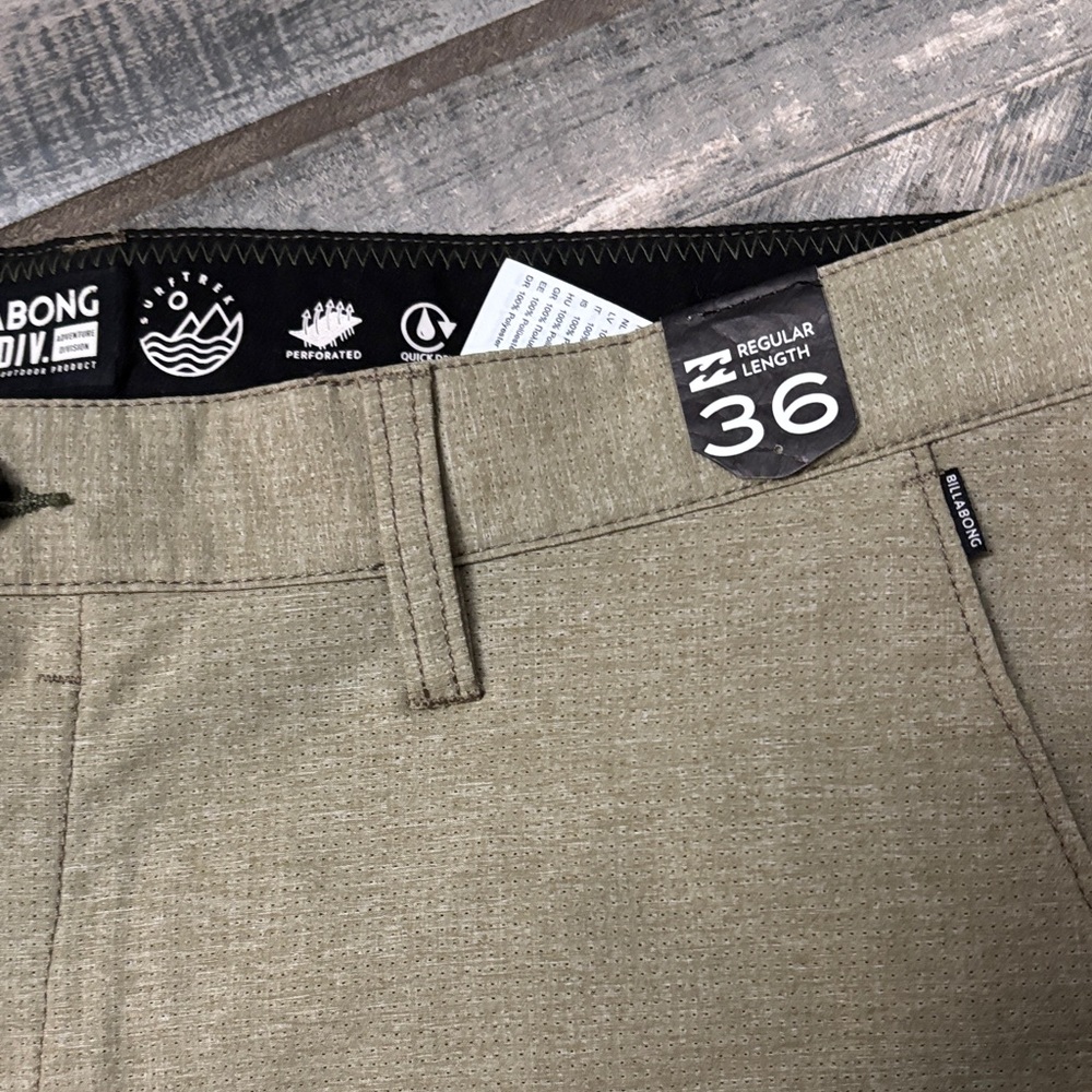 Billabong Men's Khaki Flat Front Shorts - Picture 3 of 4